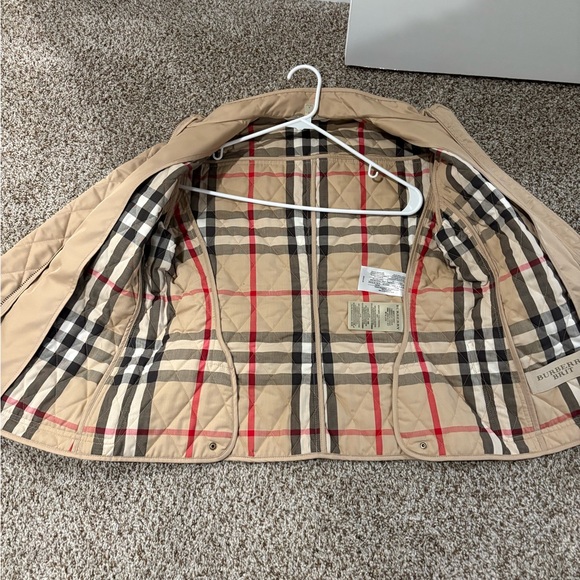 Burberry Jacket - Picture 2 of 4